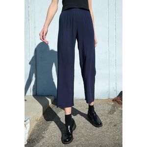 Brandy Melville navy Frankie pants